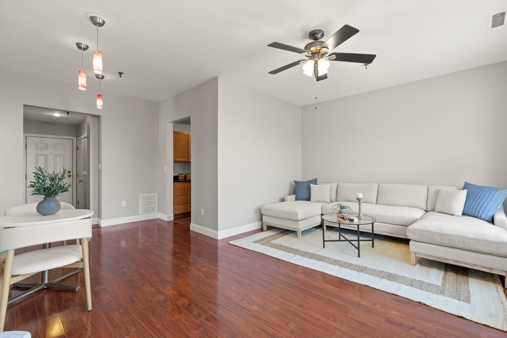 Property Photo: 80 Wingate St 3C MA 01830