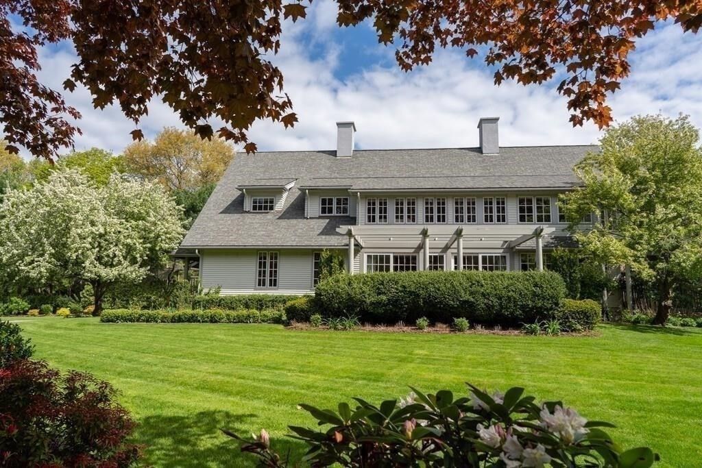 Property Photo:  11 Clovelly  MA 02467 