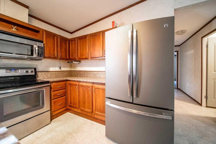 Photo de la propriété:  140 Hazel Street  AB T0B 3A0 