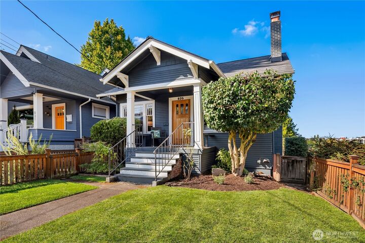 Property Photo:  835  31st Avenue  WA 98122 