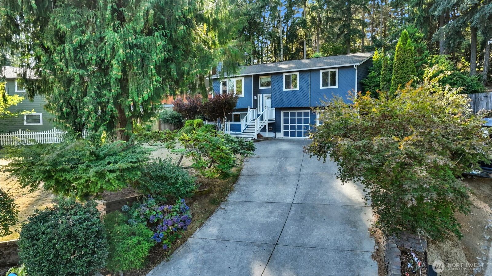 Property Photo:  3975  Fischer Park Avenue NE  WA 98310 