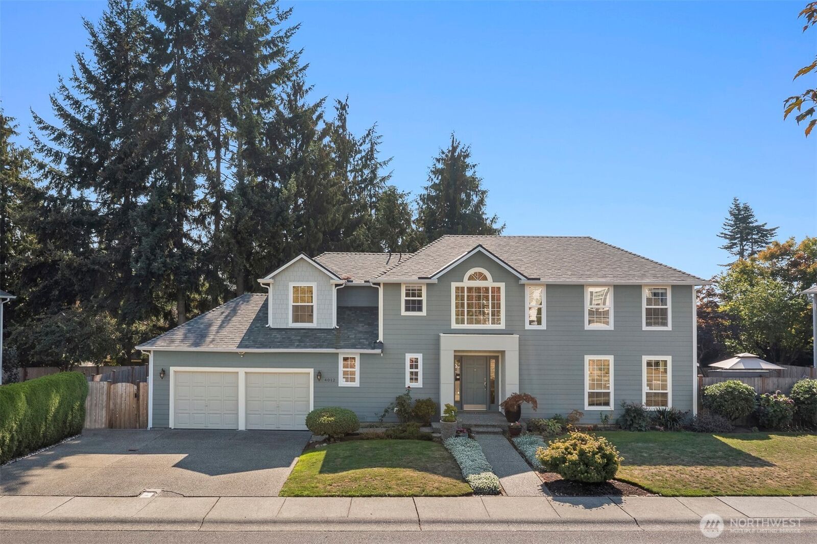Property Photo:  4012  167th Place SW  WA 98037 