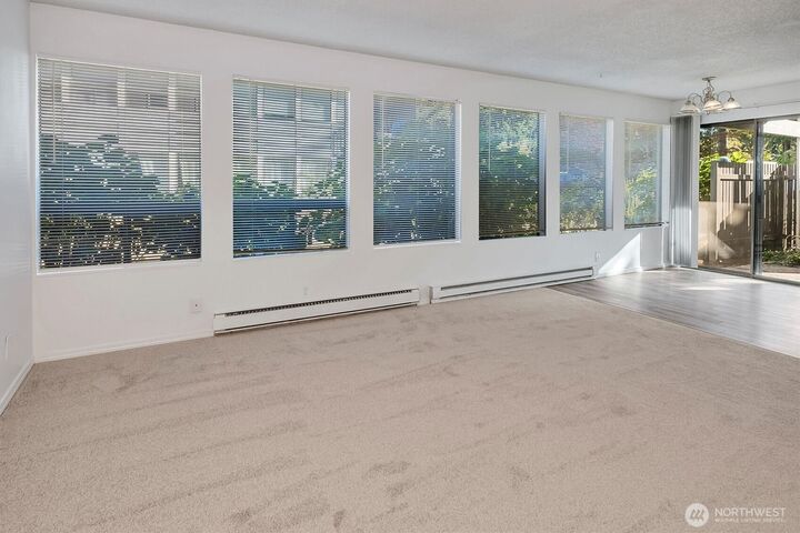 Property Photo: 1604 149th Place SE 2 WA 98007