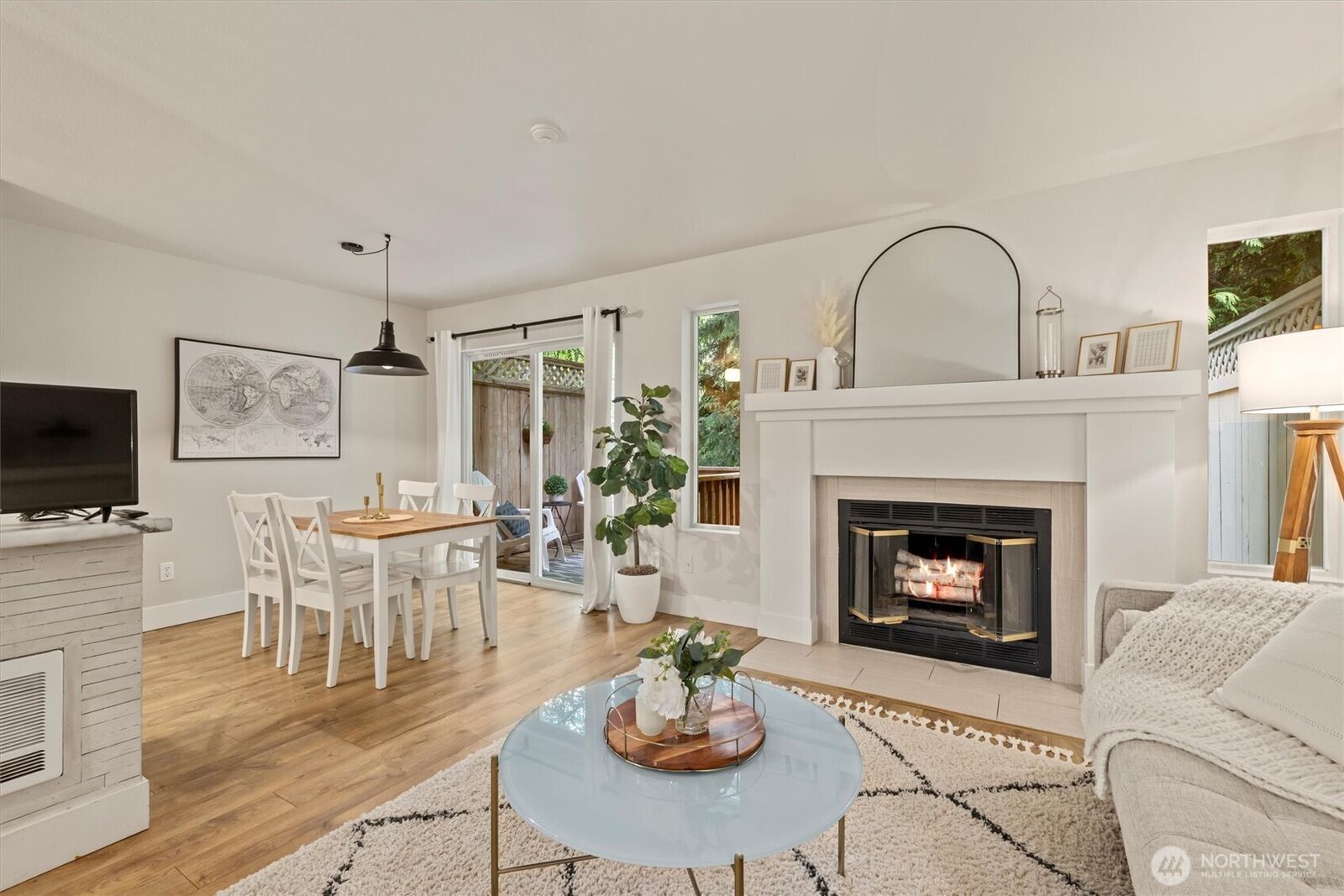 Property Photo:  5010  168th Street C  WA 98037 