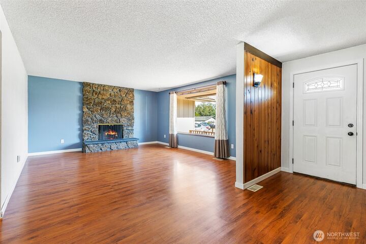 Property Photo:  508 S Fillmore St  WA 99336 