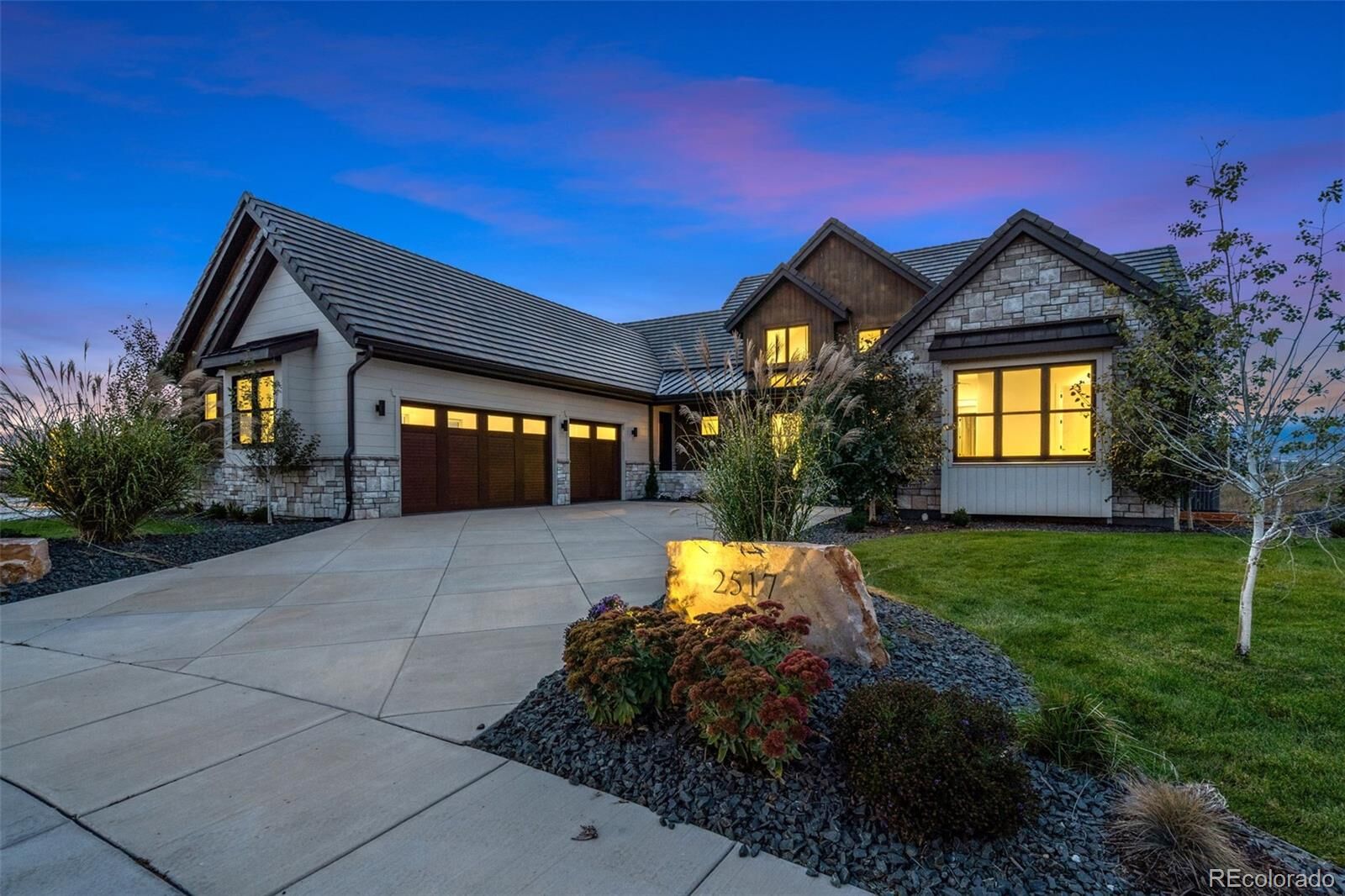 Property Photo:  2517 Southwind Road  CO 80513