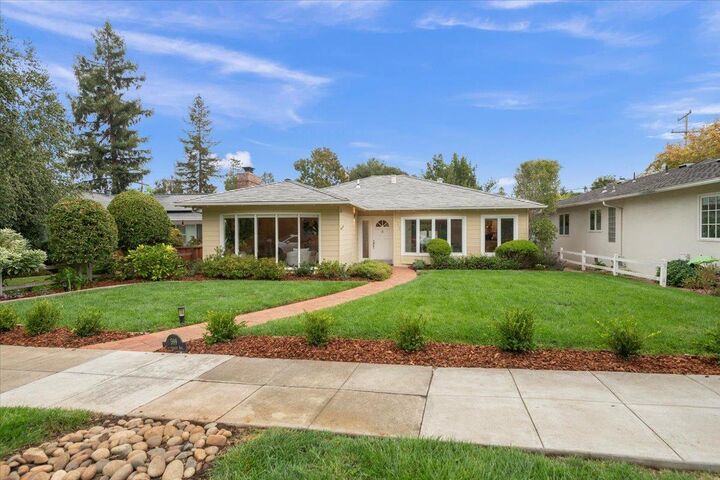 Property Photo:  599 University Avenue  CA 94022 
