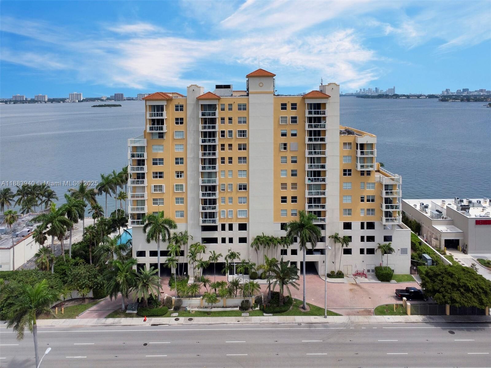 Property Photo: 1625 Kennedy Cswy 704D FL 33141