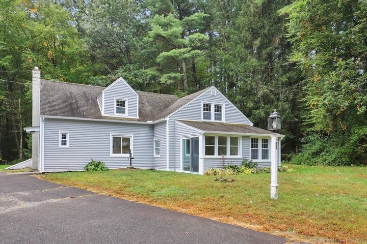 25 Bolleswood Lane  Avon CT 06001 photo