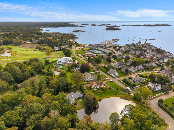 Property Photo:  29 Blackstone Avenue  CT 06405