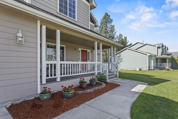 Property Photo: 3916 E Tanager Ln WA 99021