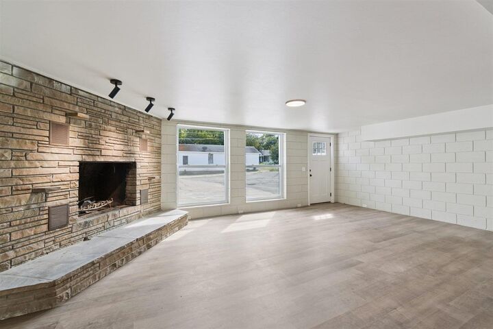 Property Photo: 103 E Cherry Street OK 74023