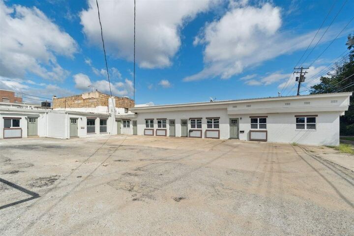 Property Photo:  103 E Cherry Street  OK 74023 