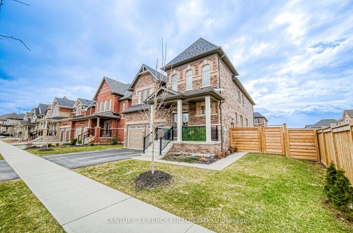 Photo de la propriété:  13 Toulouse Street  ON L1P 0J2 