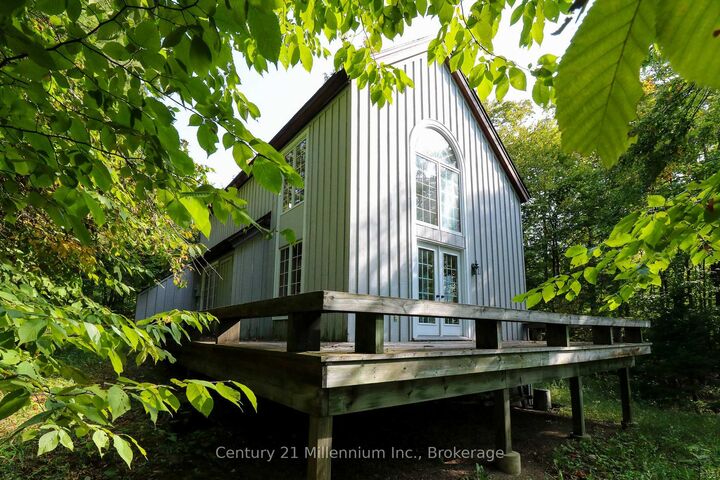 6 Cerberus Trail  Clearview ON L0M 1L0 photo