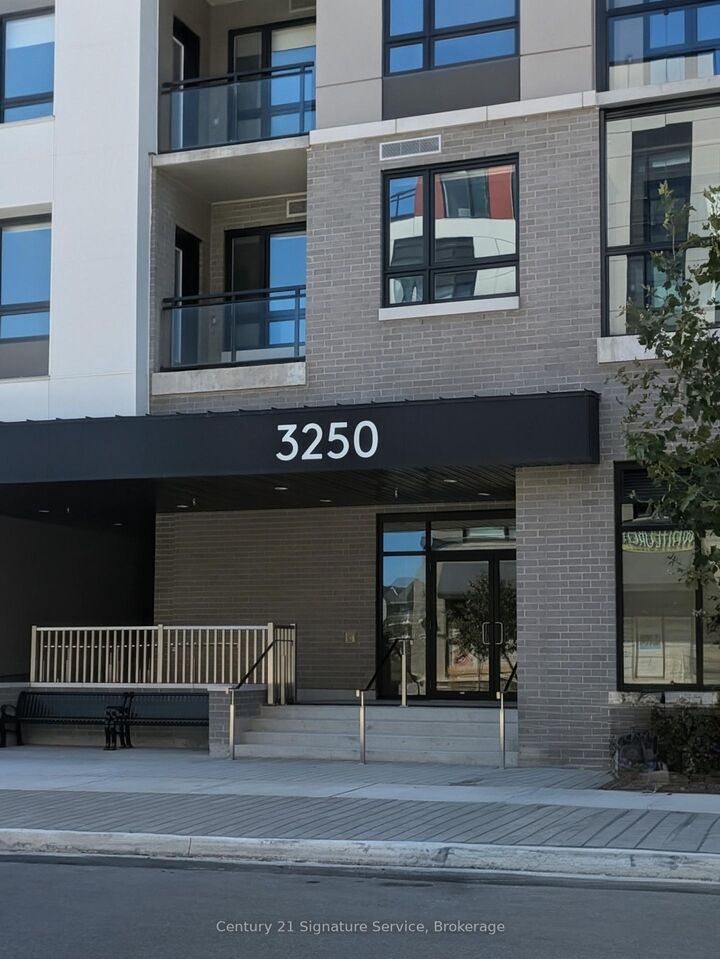 Photo de la propriété:  3250 Carding Mill Trail 205  ON L6M 1L3 