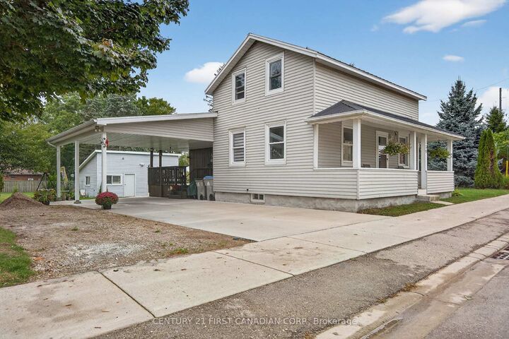 Photo de la propriété:  139 Centre Street  ON N0M 1N0 