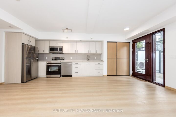Photo de la propriété:  3425 Sheppard Avenue E C3-108  ON M1T 0C5 