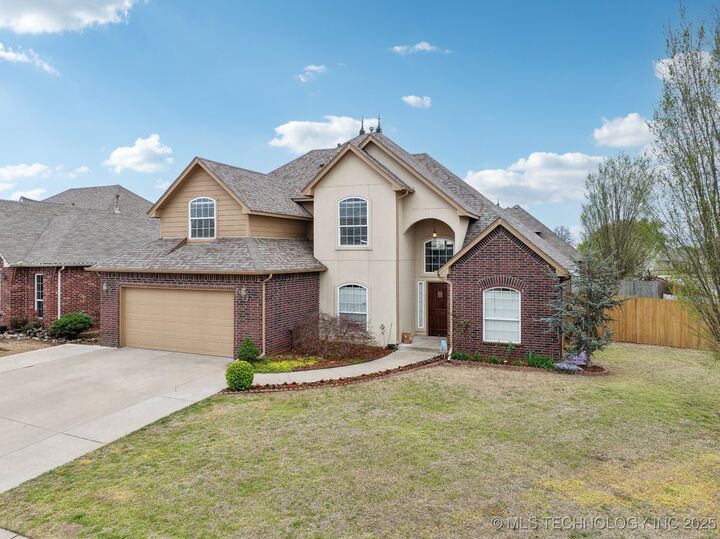 Property Photo:  13302 E 43rd Street  OK 74134 