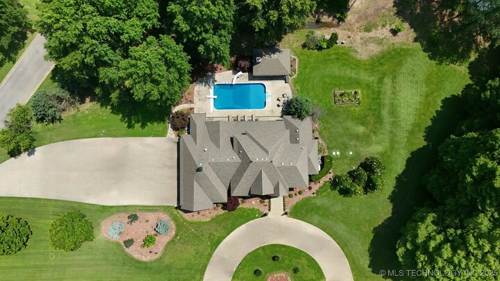 Property Photo:  870 Cherry Springs Drive  OK 74464 