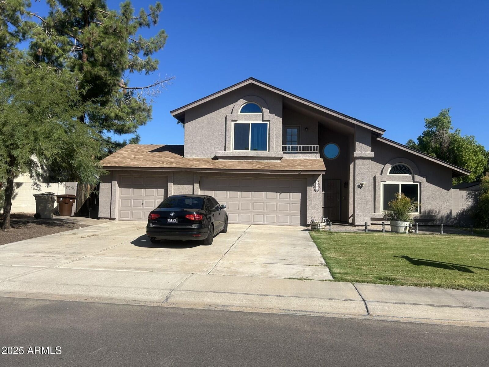 Property Photo:  7544 W Dreyfus Drive  AZ 85381 