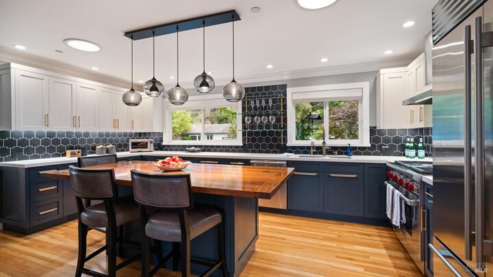 Property Photo:  46 Rollingwood Drive  CA 94901 