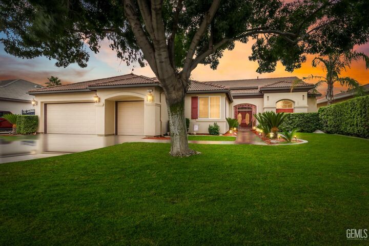 13417 Hinault Drive  Bakersfield CA 93314 photo