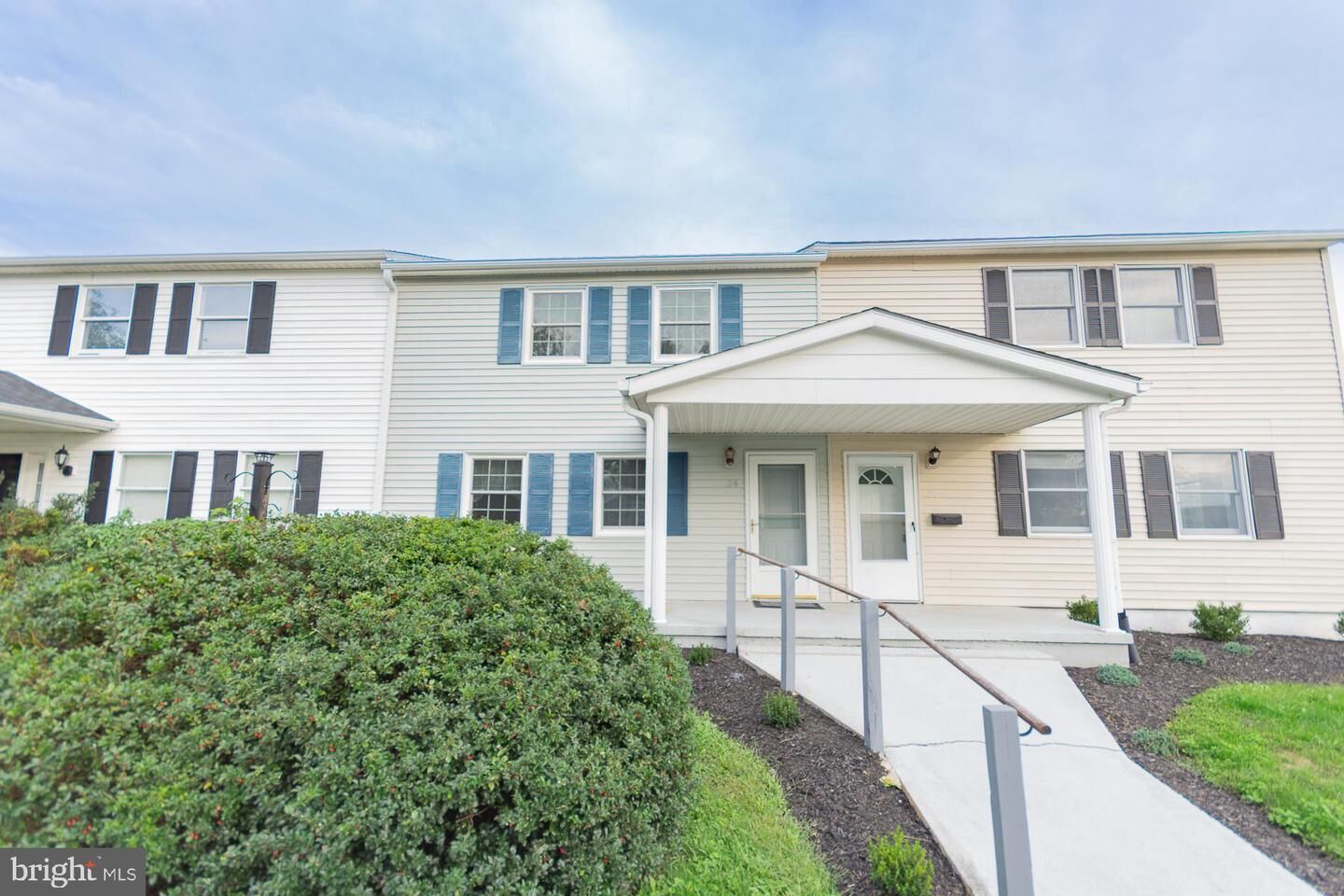 Property Photo: 24 Cavaland Terrace WV 25443
