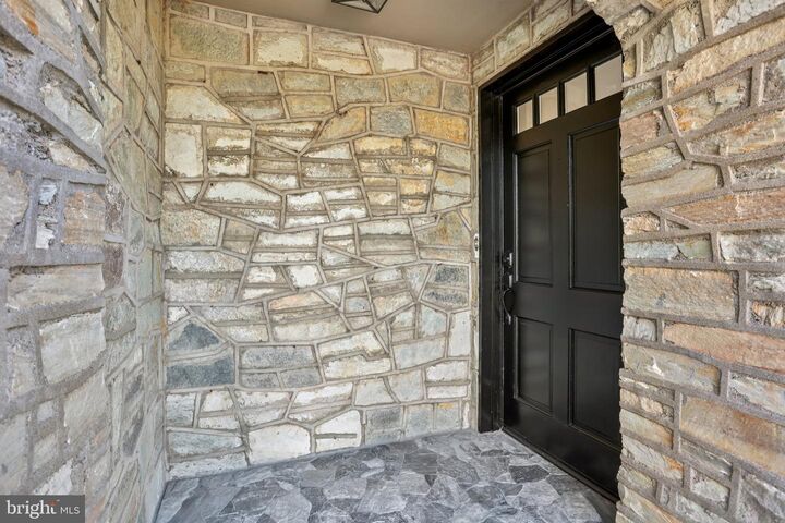Property Photo:  611 River  PA 19067 
