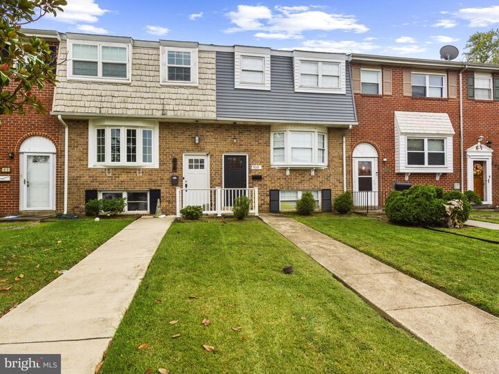 Property Photo: 939 Stormont MD 21227