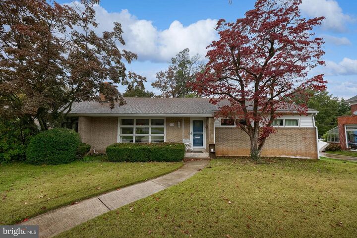 Property Photo: 633 Country Club Road PA 17403