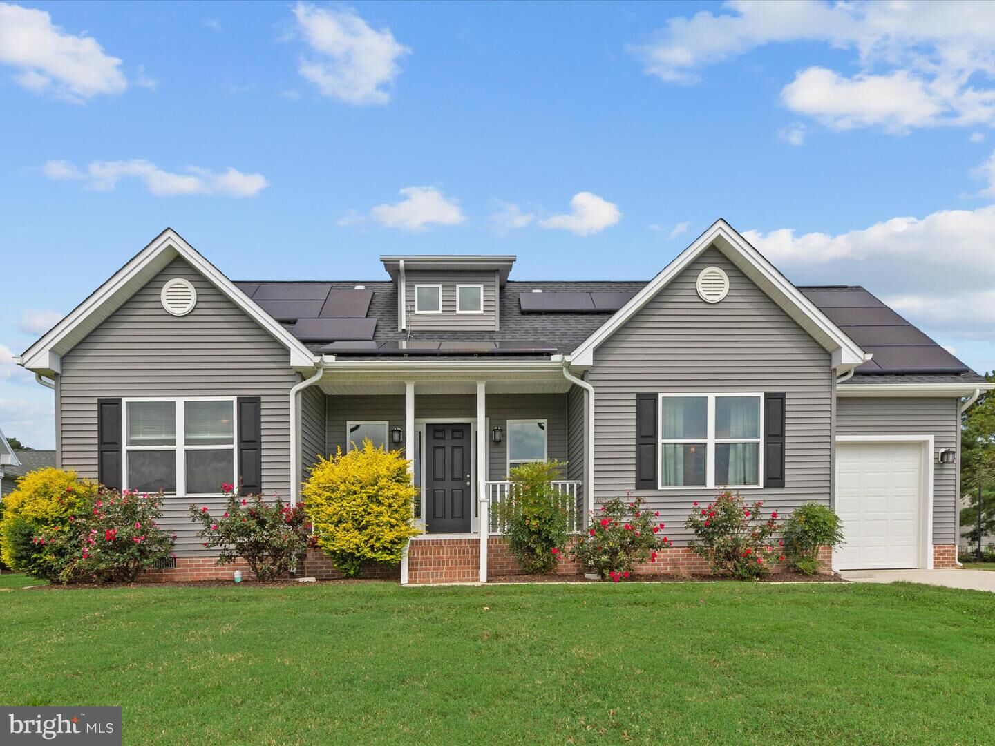 Property Photo: 210 Hunters Way MD 21804