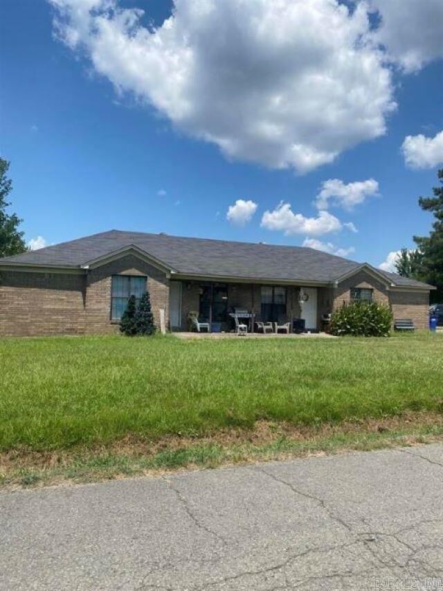 Property Photo:  37 &Amp 39 Blair  AR 72058
