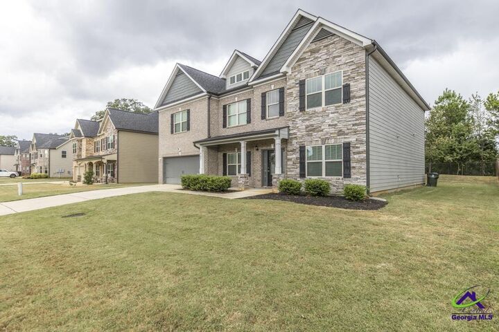 Property Photo:  407 Doraville Ct  GA 31088 