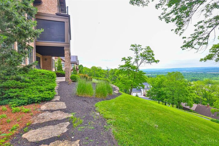 Property Photo: 5112 Shattuc Avenue OH 45208