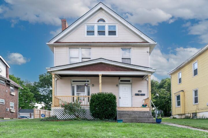 Property Photo:  2031 Hewitt Avenue  OH 45207 