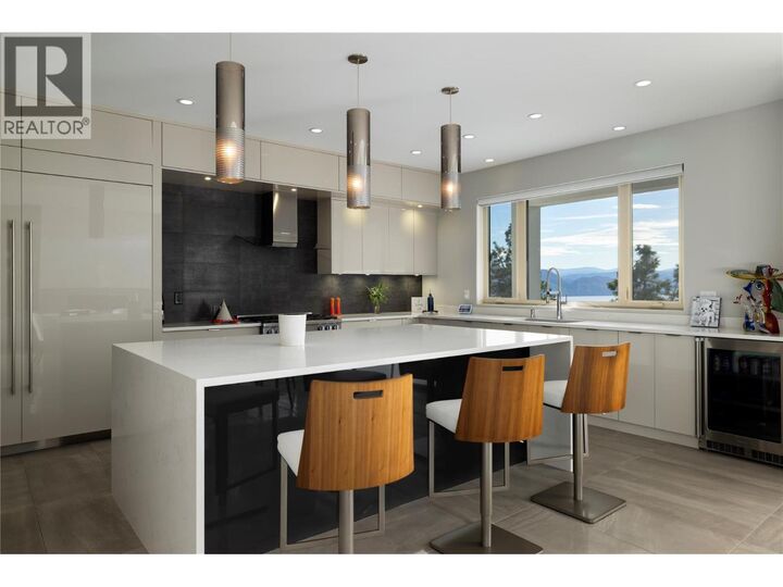Property Photo:  3301 Vineyard View Drive  BC V4T 3M3 