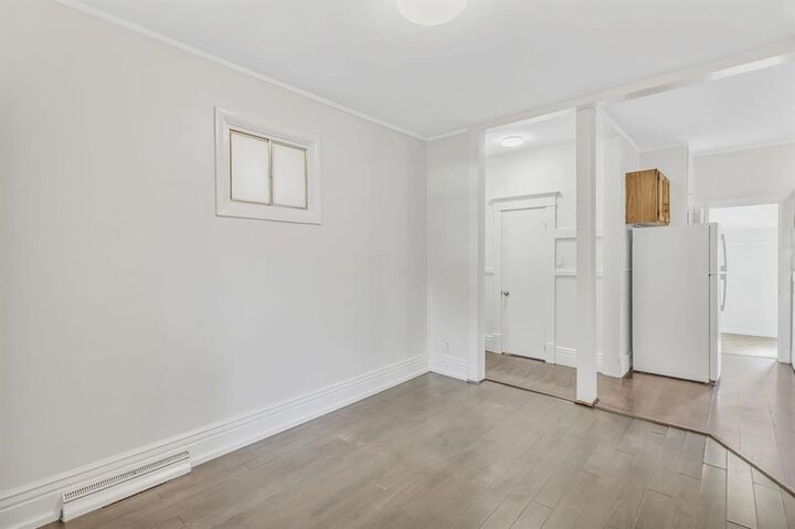 Property Photo: 392 Anderson Avenue MB R2W 1E7