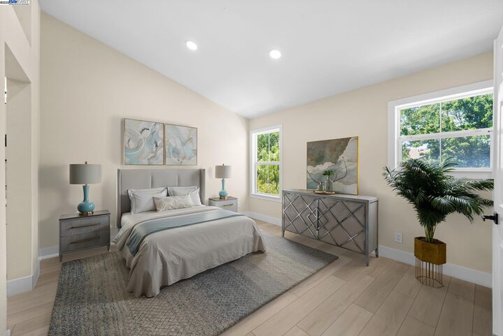 Property Photo:  4630 Central Pkwy  CA 94568 