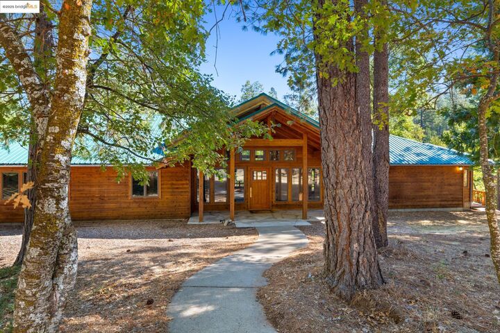 22715 Hells Hollow Road  Groveland CA 95321 photo