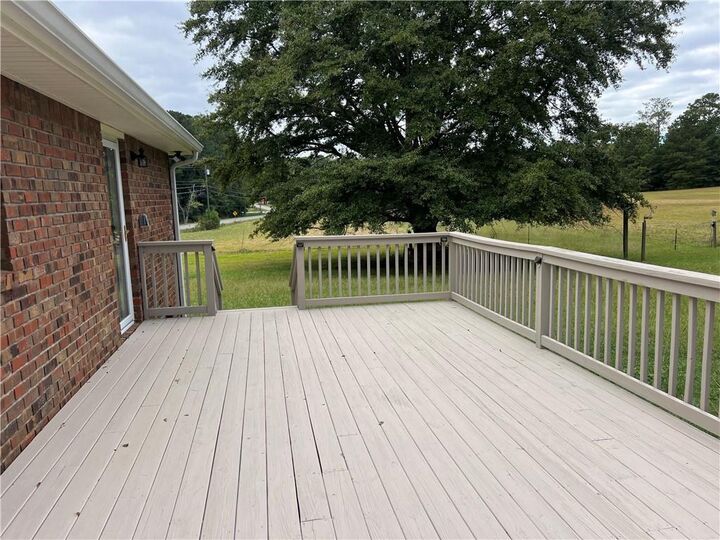 Property Photo:  8505 Bells Ferry Road  GA 30114 