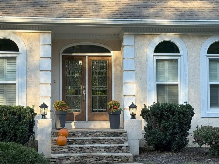 Property Photo: 110 Kylemore Pass GA 30290