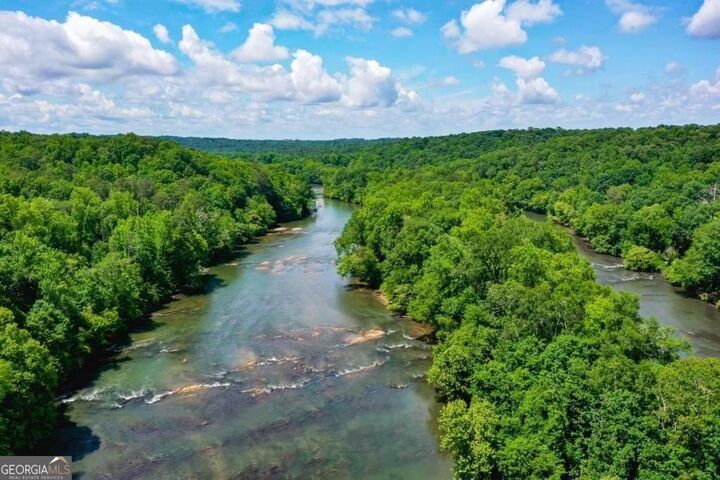 Property Photo: 415 Cliffcove Court GA 30076