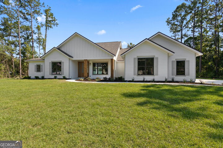 Property Photo: 110 Somerset Drive GA 31548