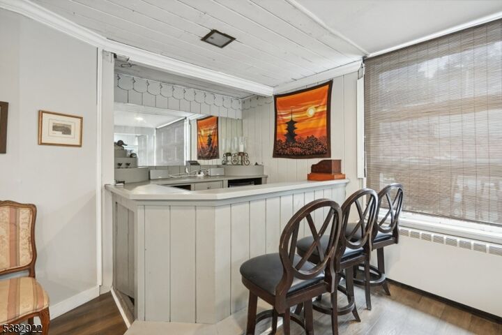 Property Photo:  716 Glen Rd  NJ 07871 