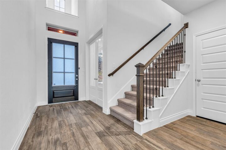 Property Photo: 138 S Carson Cub Court TX 77316