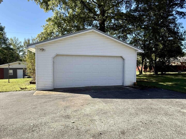 Property Photo:  410 W North Street  IN 47601-2522 