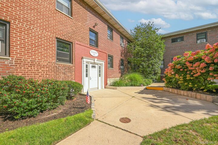 Property Photo: 5 Adelaide Street B1 D2 NY 11001