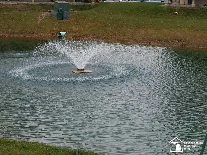 Property Photo:  507 Mackinaw Trail  MI 48157 