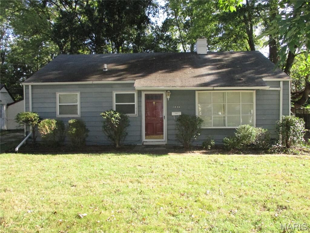 Property Photo: 1436 Bel Aire Drive IL 62220